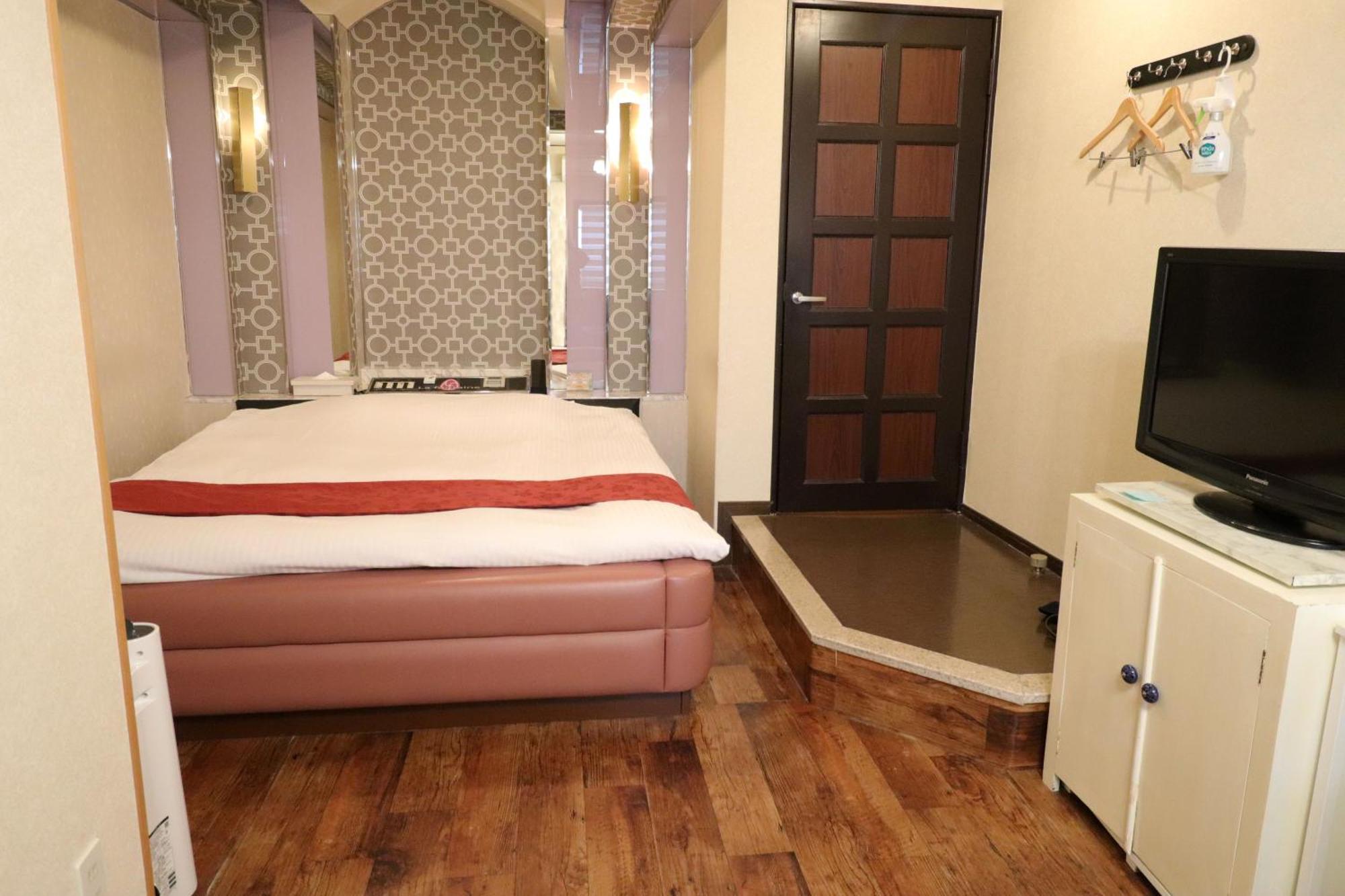 天然個室温泉 Hotel Lafontaine 諏訪 (Adults Only) Suwa  Exterior foto